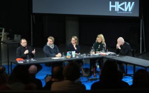 Andrej Heinke, Max Senges, Katja Gentinetta, Julia Voss, Joseph Vogl. Podium 1: Die Evolution in unserer Hand, 10.01.2019