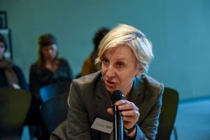 Zivilgesellschaft 4.0 – Geflüchtete und digitale Selbstorganisation. Silvia Fehrmann (HKW)